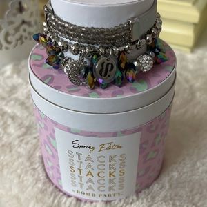 Bomb party color silver bracelets with moon design